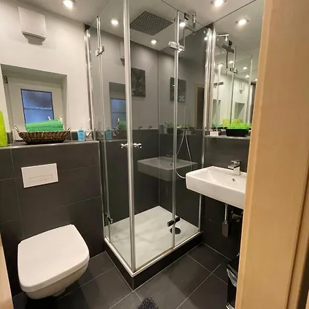 Berges Basecamp منزل للإقامة Breckerfeld