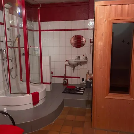 Berges Basecamp منزل للإقامة Breckerfeld