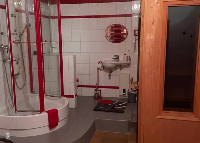 Berges Basecamp منزل للإقامة Breckerfeld